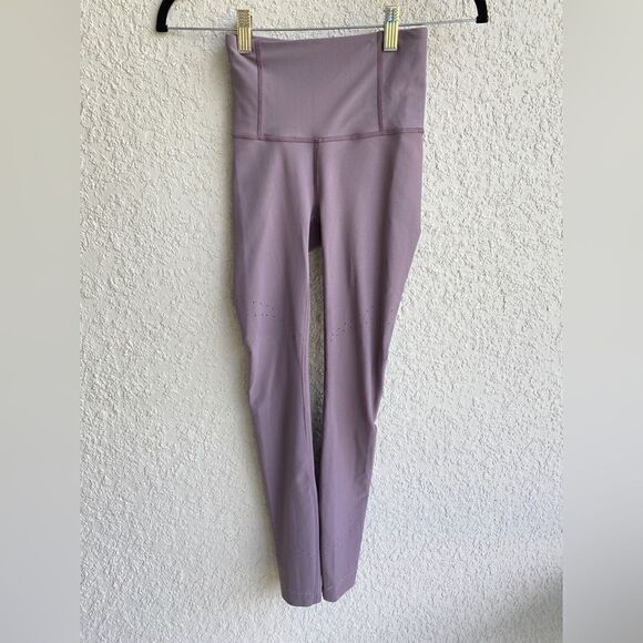 Lululemon 2020 zoned in tight 27” in lunar rock Sz 2 - Picture 6 of 9